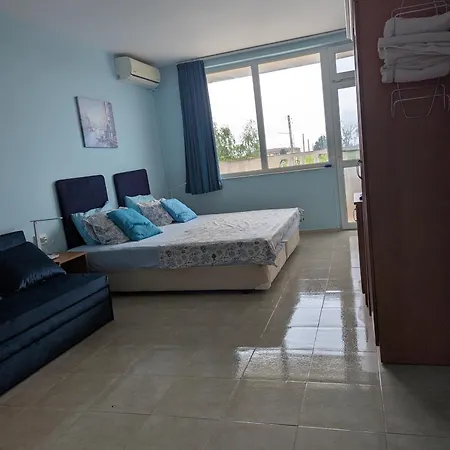 Chalakov בית הארחה סינמורץ