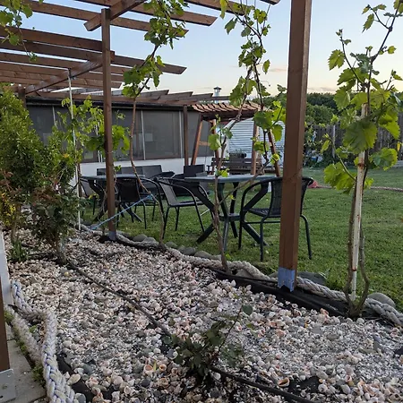 בית הארחה Chalakov