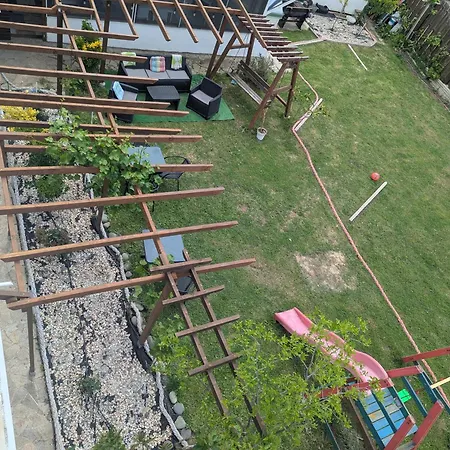 Chalakov 4* סינמורץ