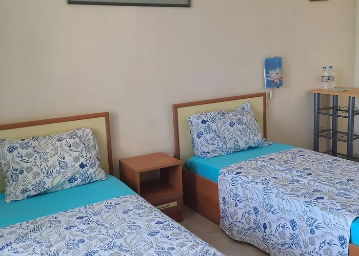 Chalakov Πανσιόν 4*